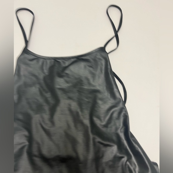 NWOT 💣🔥🖤 gorgeous Black Faux Leather Midi dress size L - Picture 11 of 16